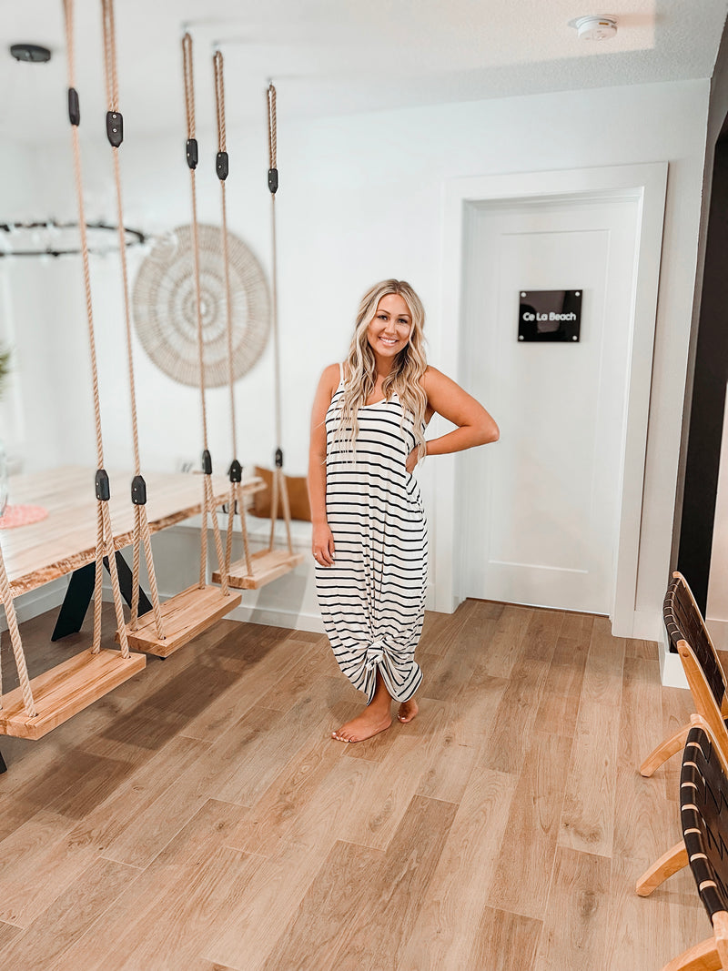 Lifes A Breeze Maxi Dress | Navy Ivory